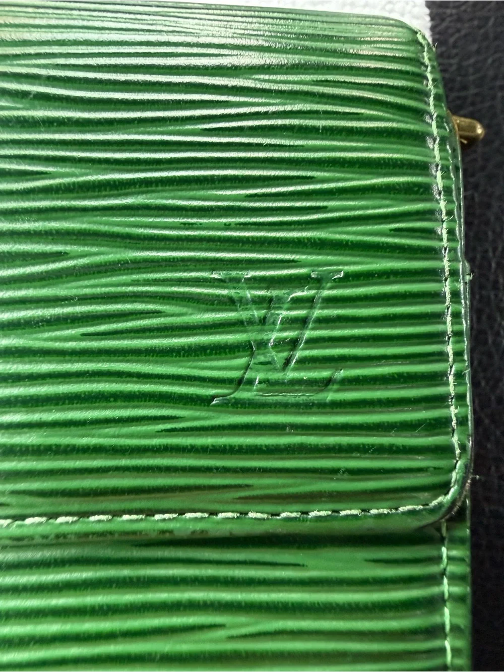 Authentic Louis Vuitton Green Epi Leather Continental Sarah Wallet COA Included